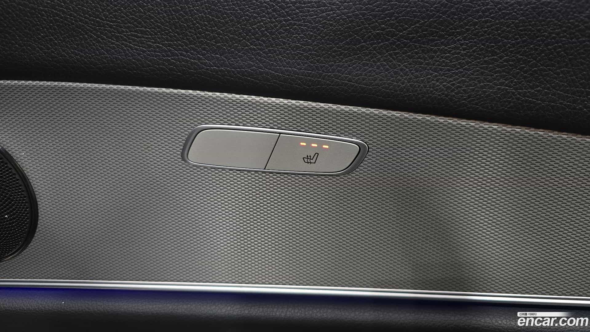 E-Class Mercedes-Benz 2016.11-OPTION-021