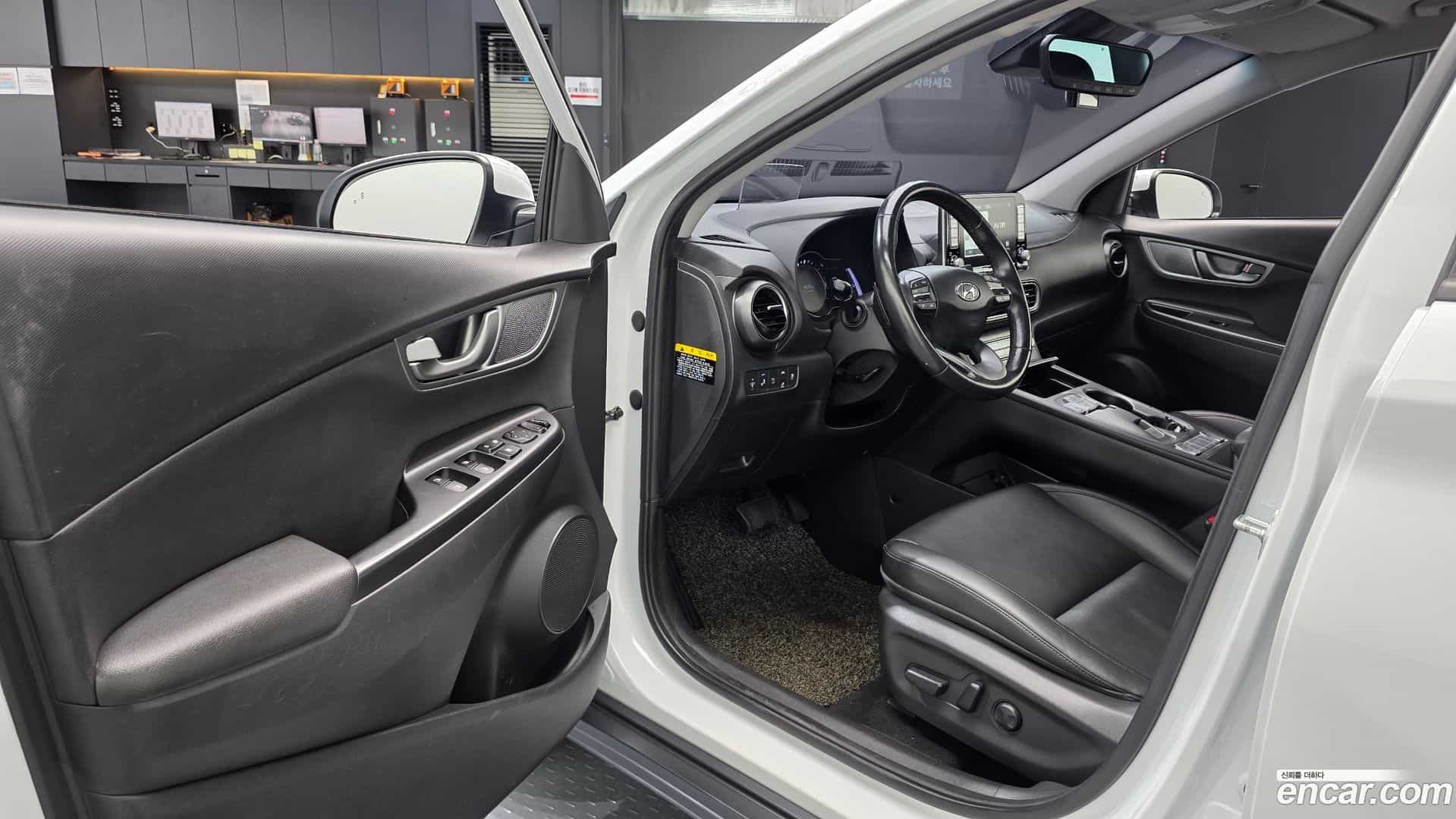 Kona Hyundai 2019.11-INNER-010
