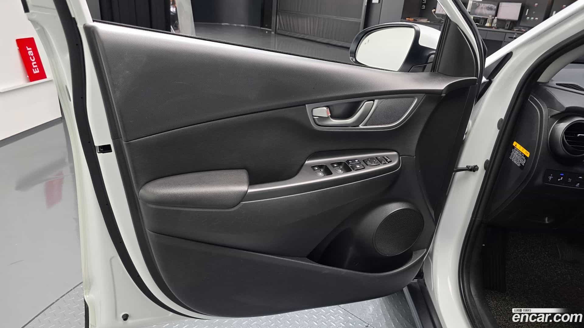 Kona Hyundai 2019.11-INNER-034