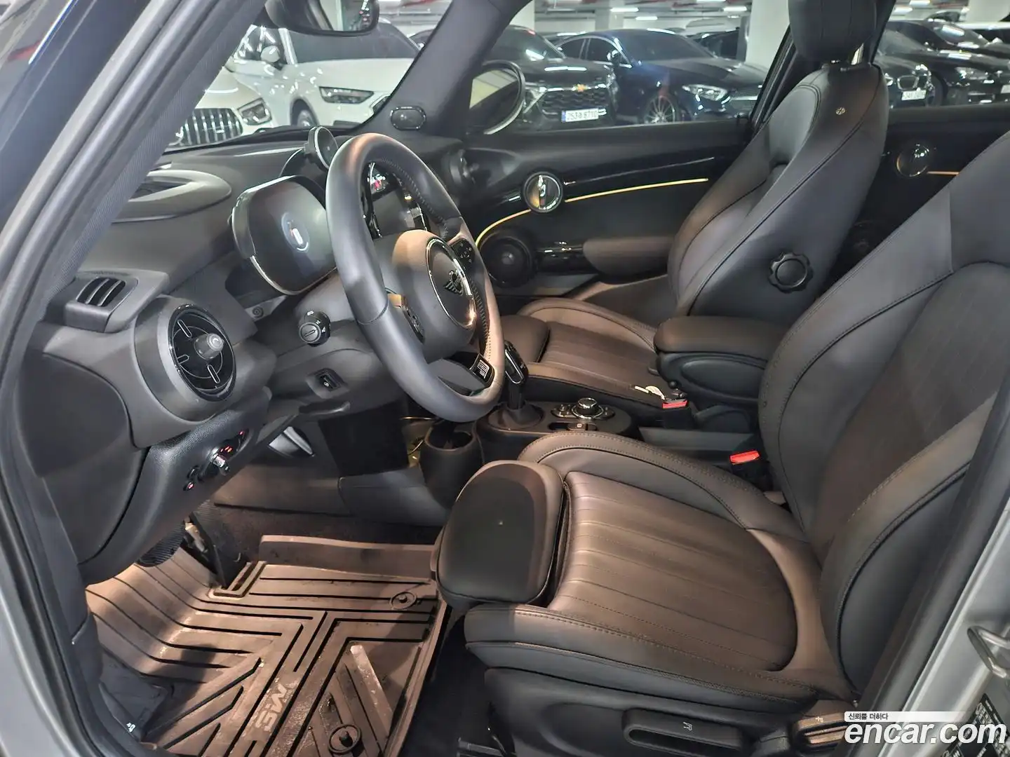 Cooper Mini 2024.5-INNER-010