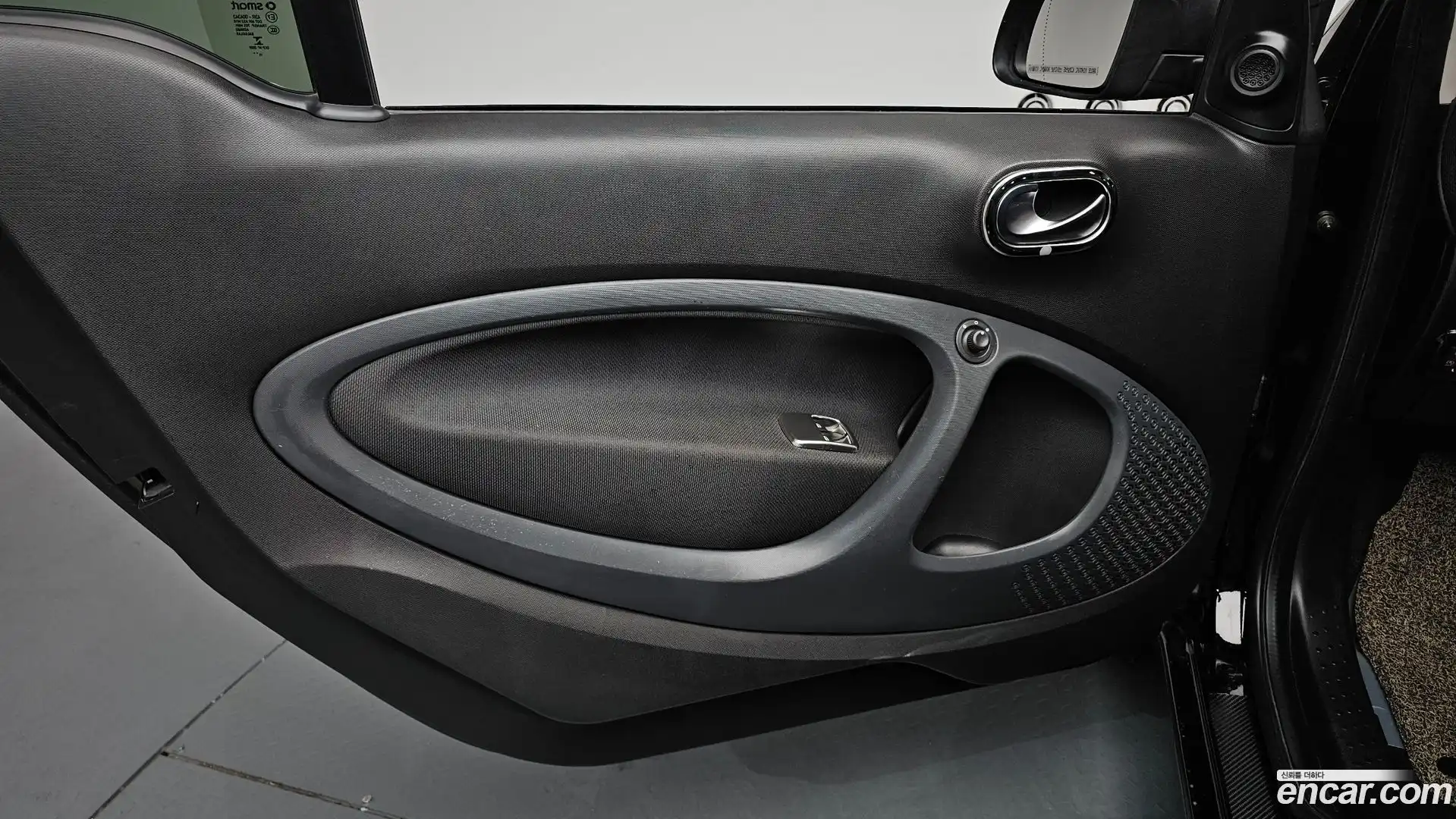 Fortwo Smart 2016.7-INNER-035