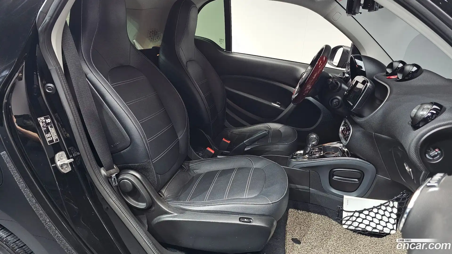 Fortwo Smart 2016.7-INNER-036