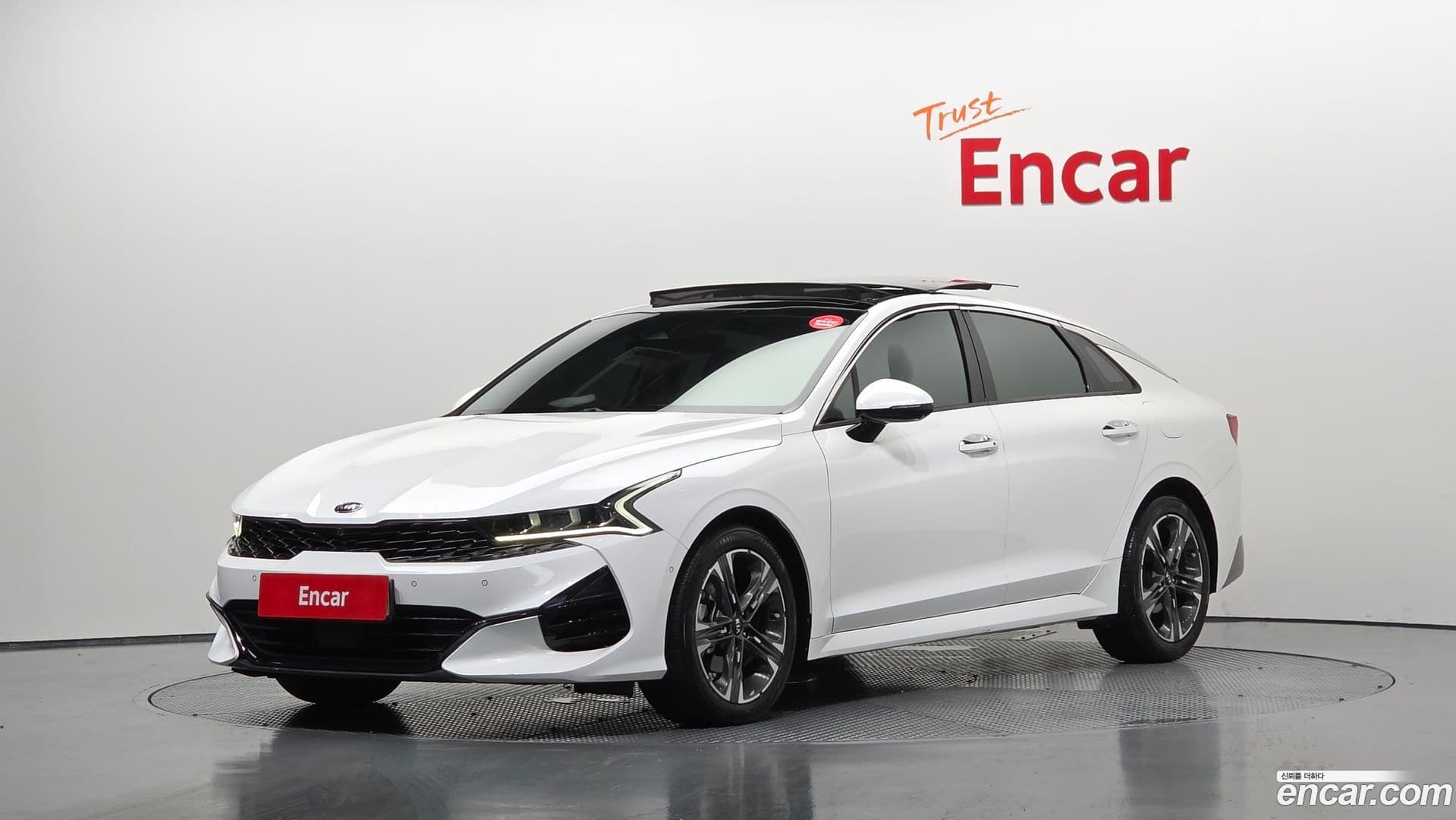 Main__Slider__Photo:K5 Kia 2020.8-0