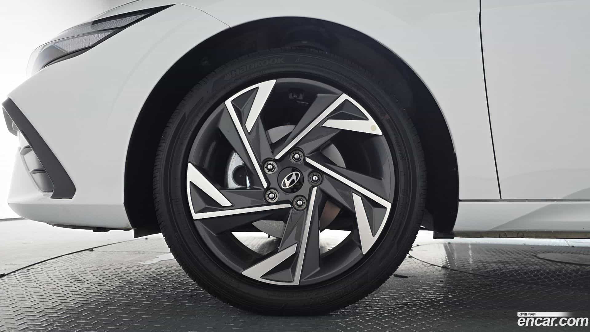 AVANTE Hyundai 2026.1-OUTER-005