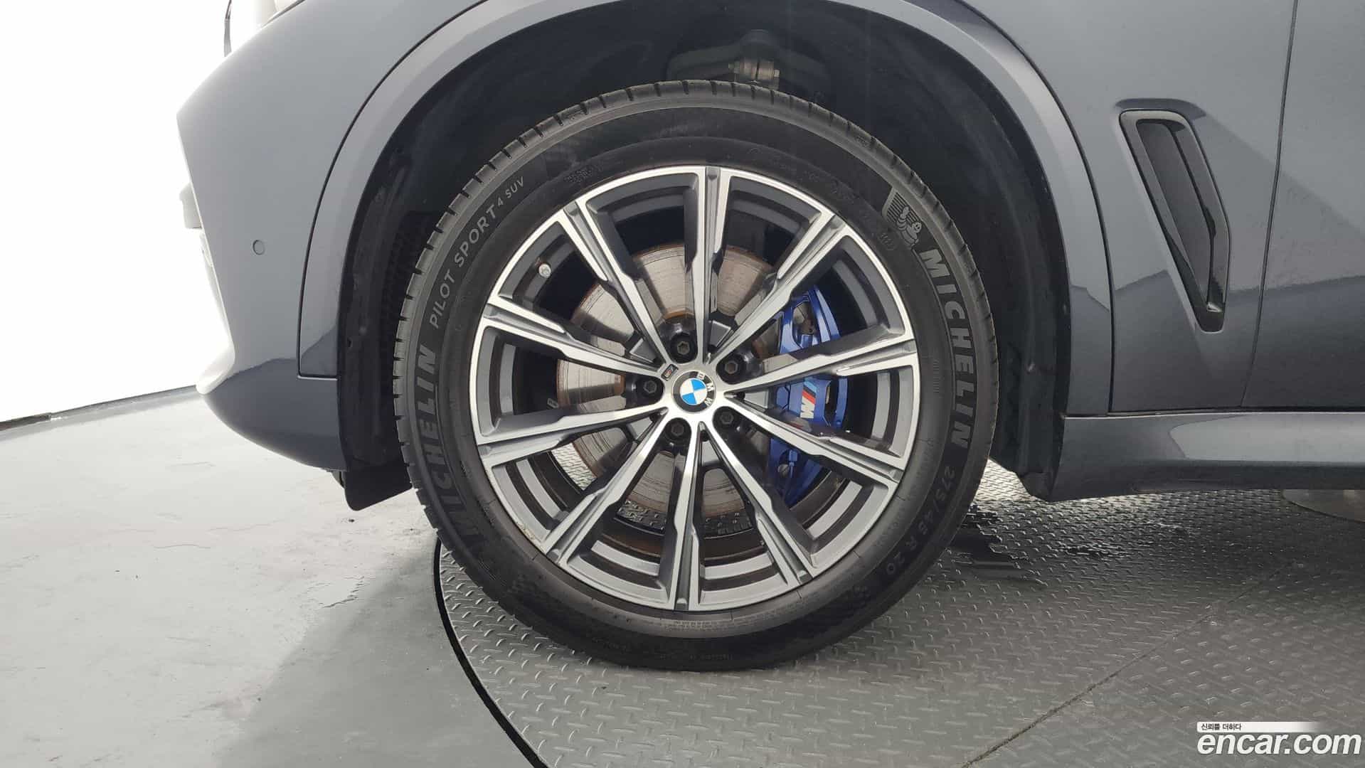 X5 BMW 2021.6-OUTER-005