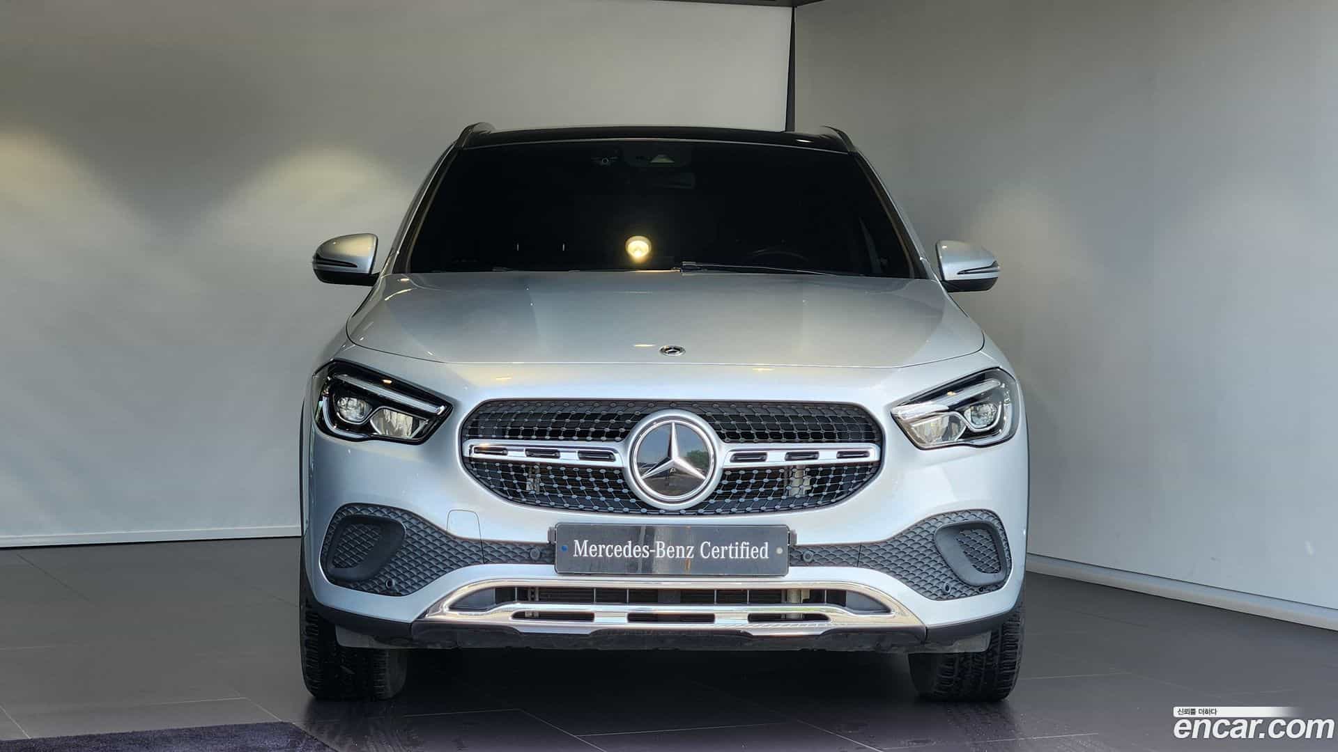 GLA-Class Mercedes-Benz 2021.2-OUTER-003