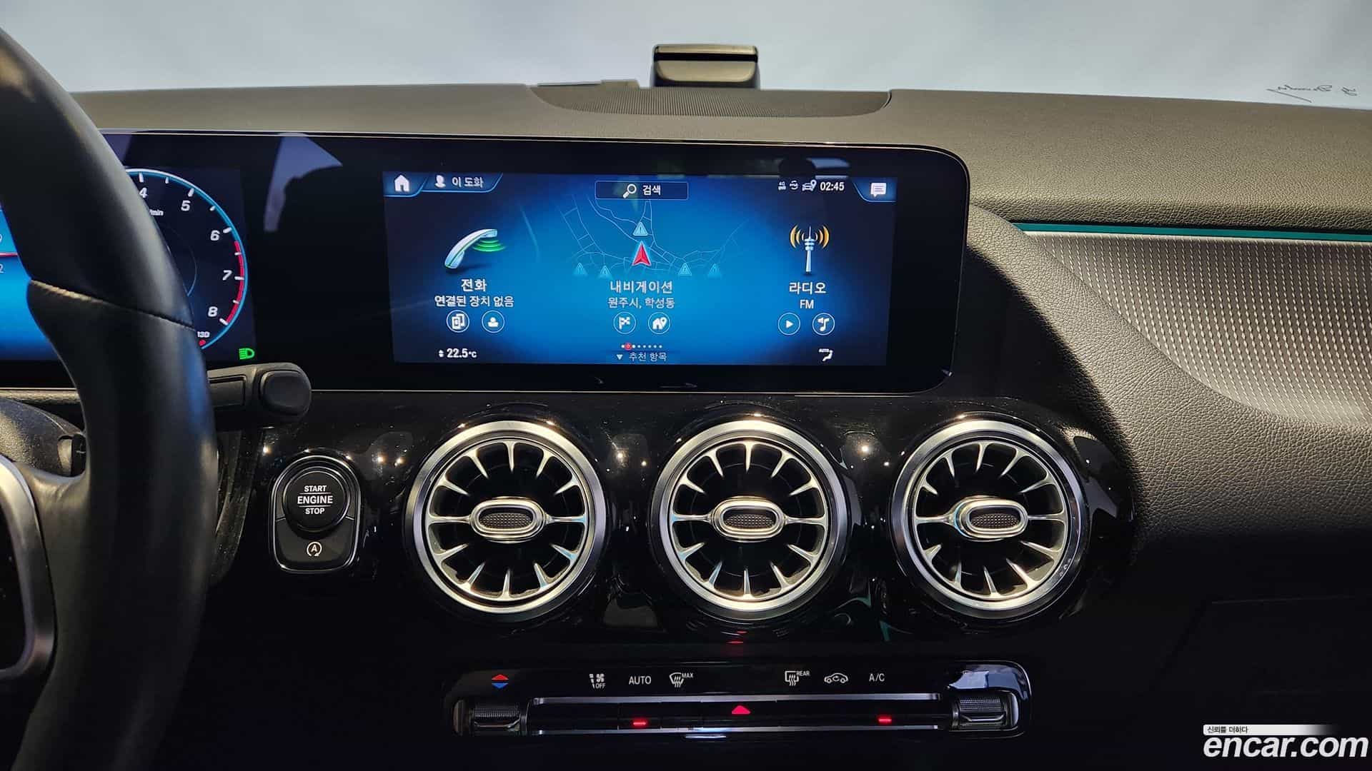 GLA-Class Mercedes-Benz 2021.2-OPTION-020