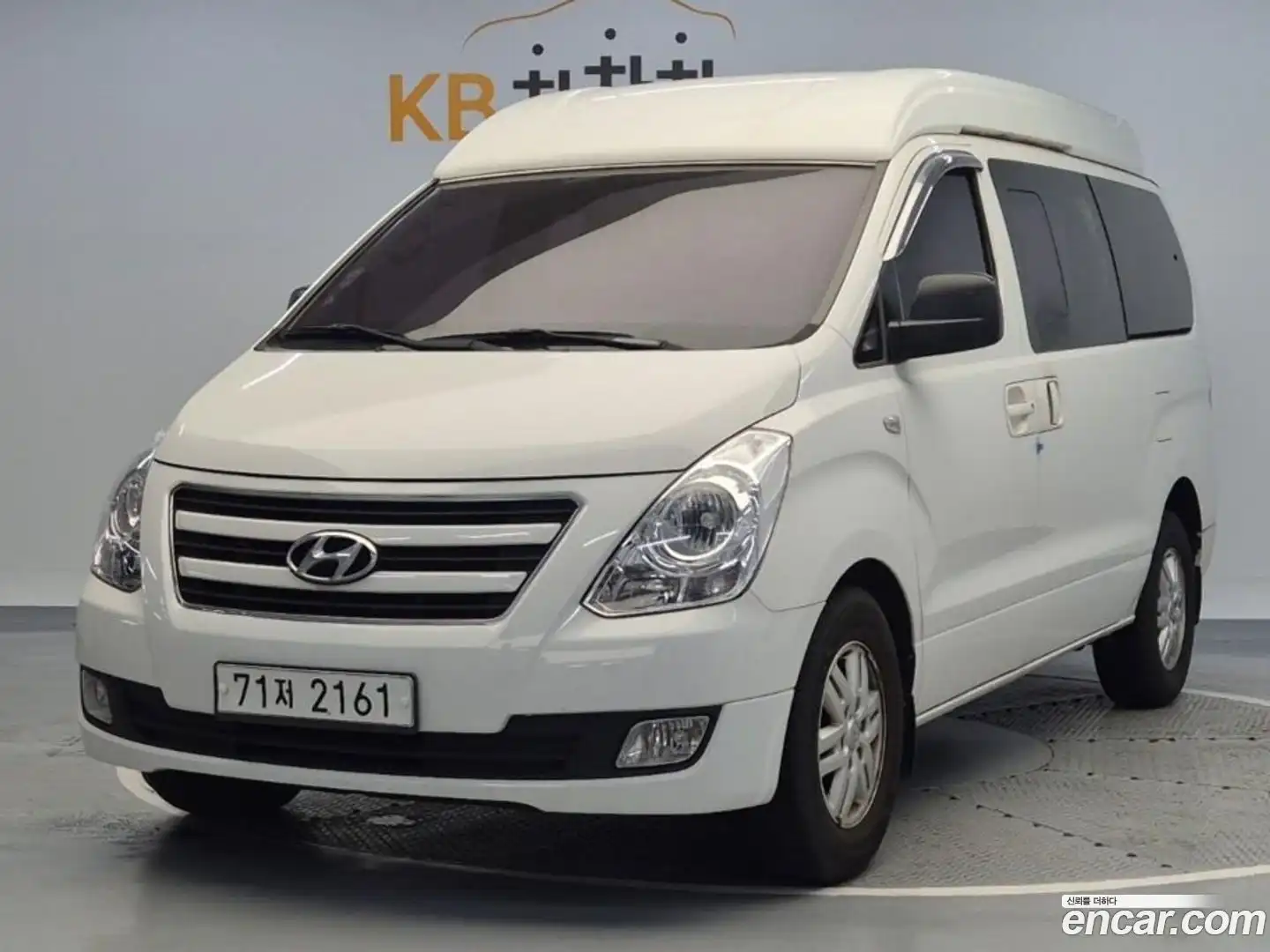 Starex Hyundai 2016.5-OUTER-001