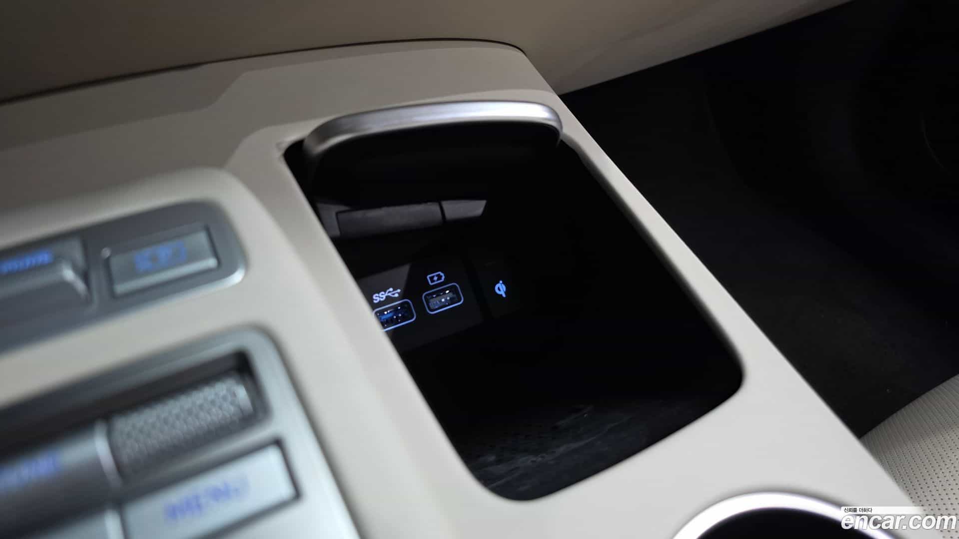 GV70 Genesis 2022.4-INNER-036