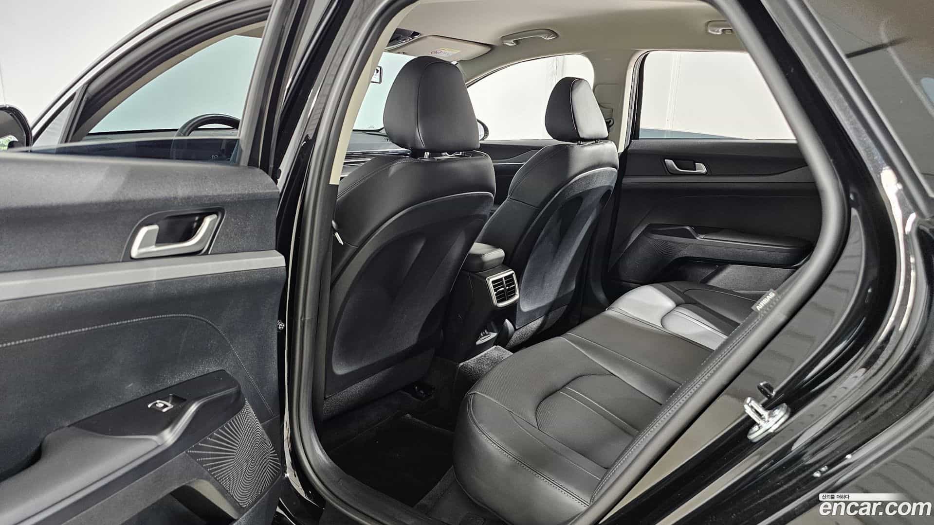 K5 Kia 2025.4-OPTION-016