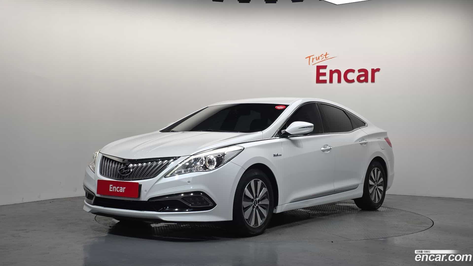 Grandeur Hyundai 2016.11-OUTER-001