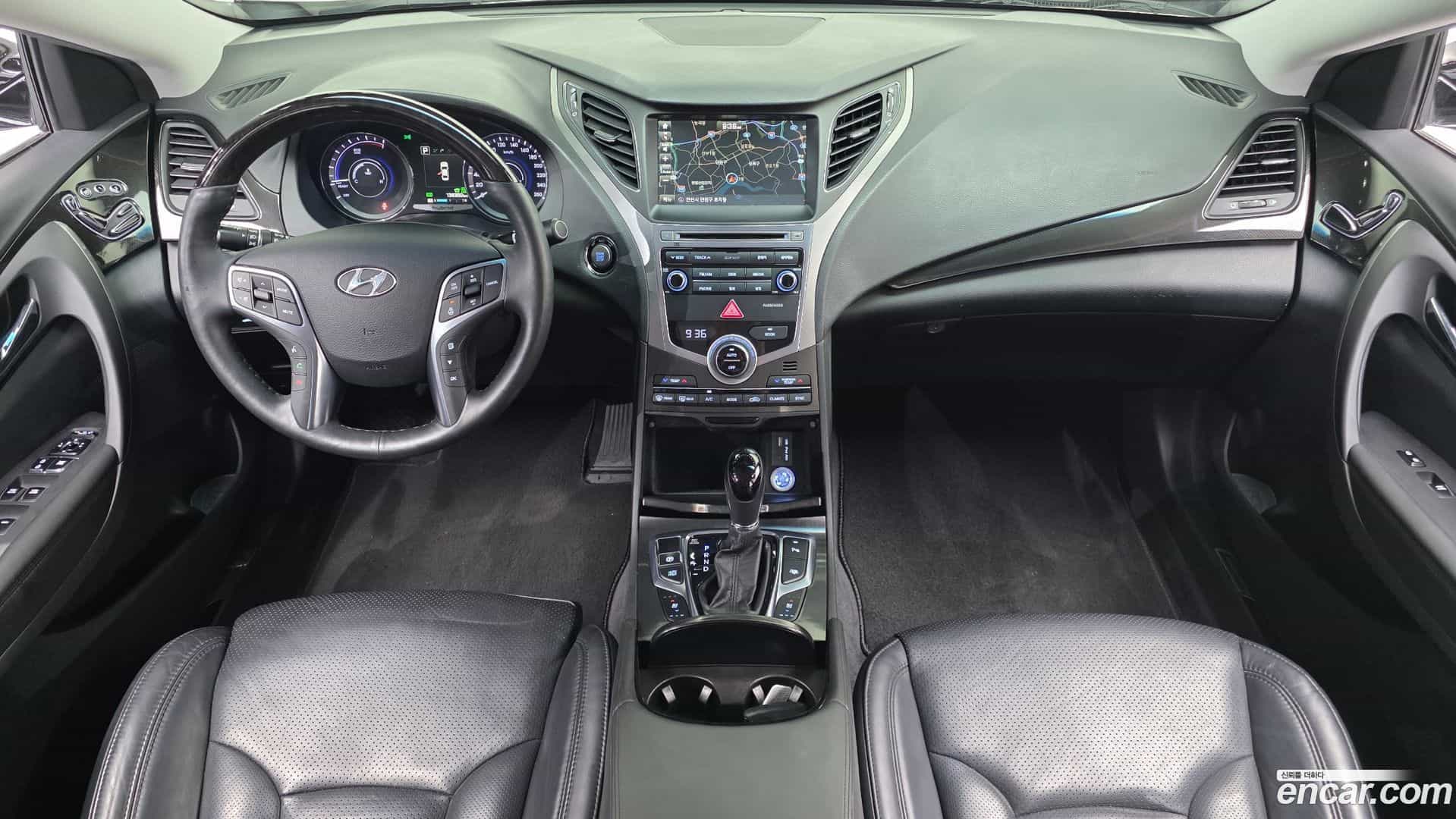 Grandeur Hyundai 2016.11-INNER-007