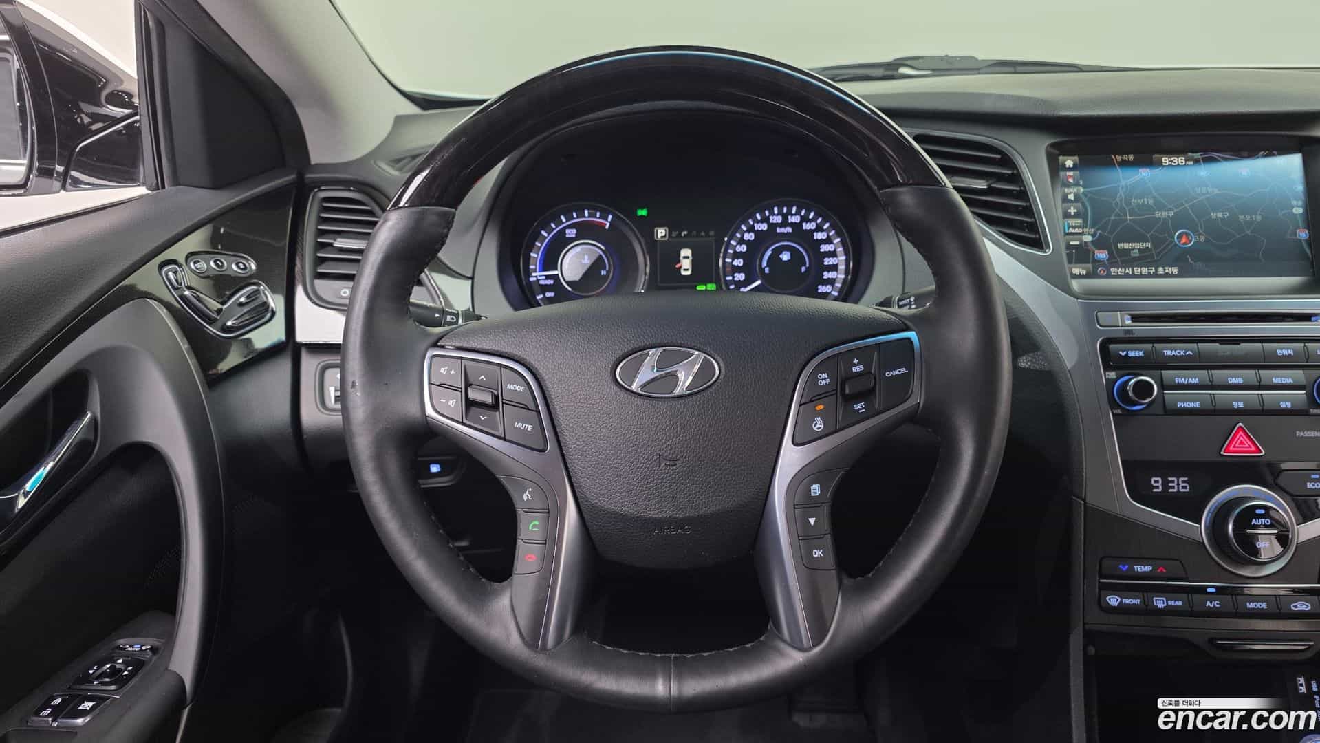 Grandeur Hyundai 2016.11-OPTION-019
