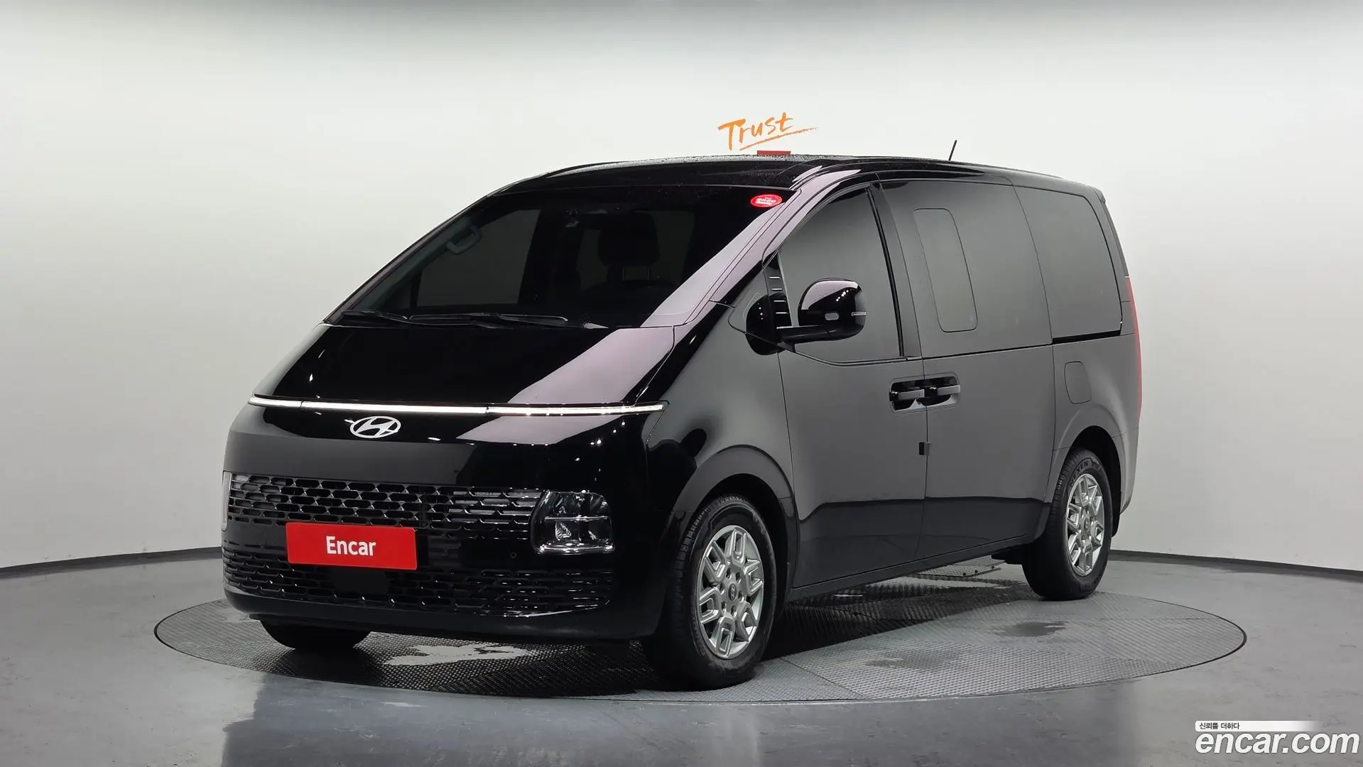 Main__Slider__Photo:Staria Hyundai 2025.2-0