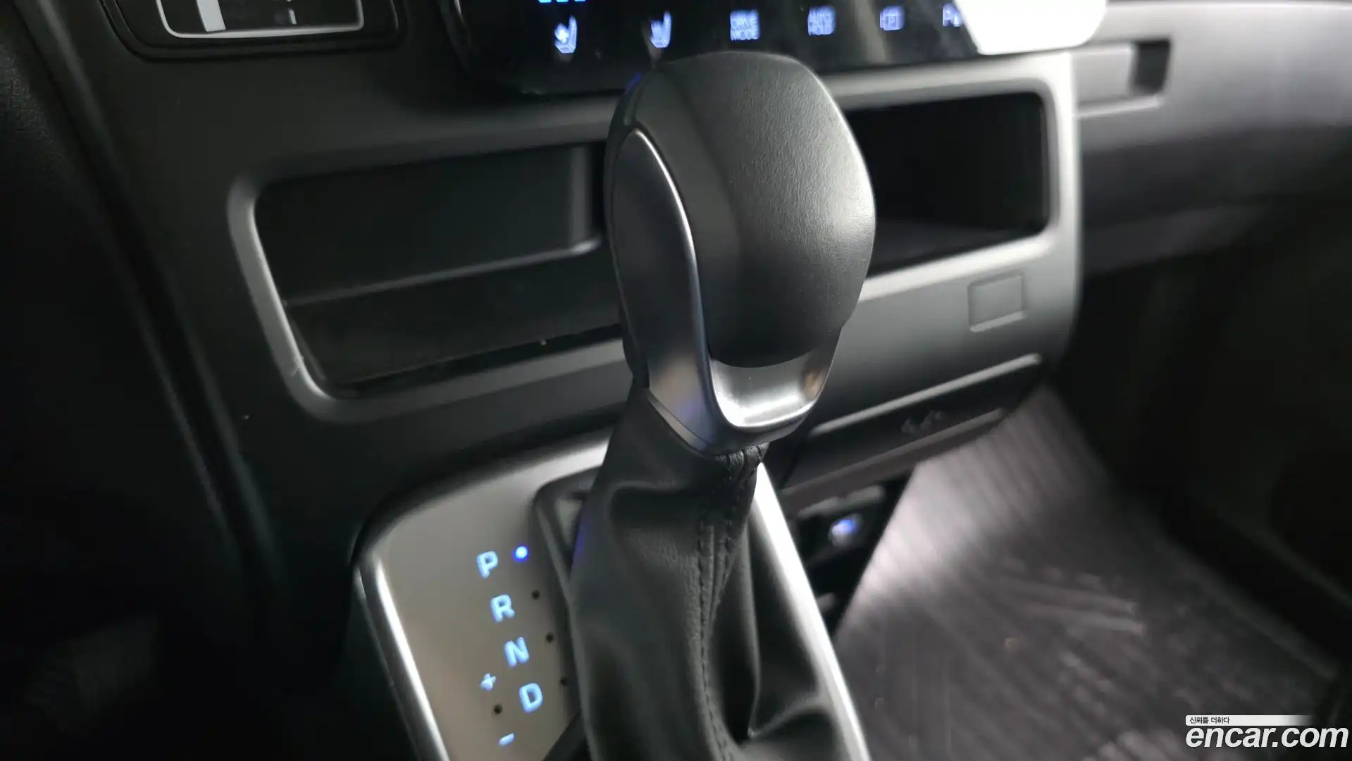 Staria Hyundai 2025.2-INNER-009