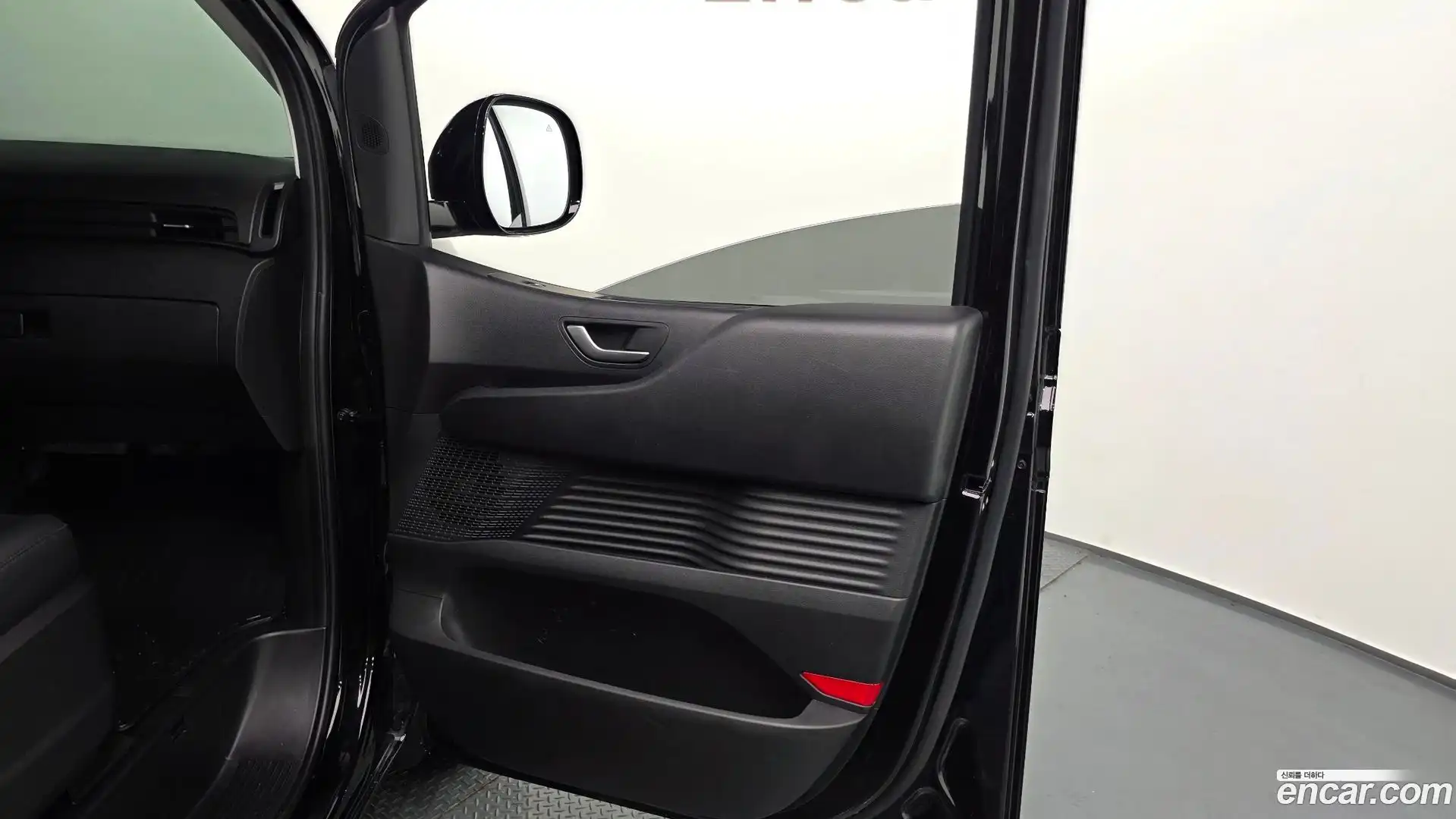 Staria Hyundai 2025.2-INNER-035