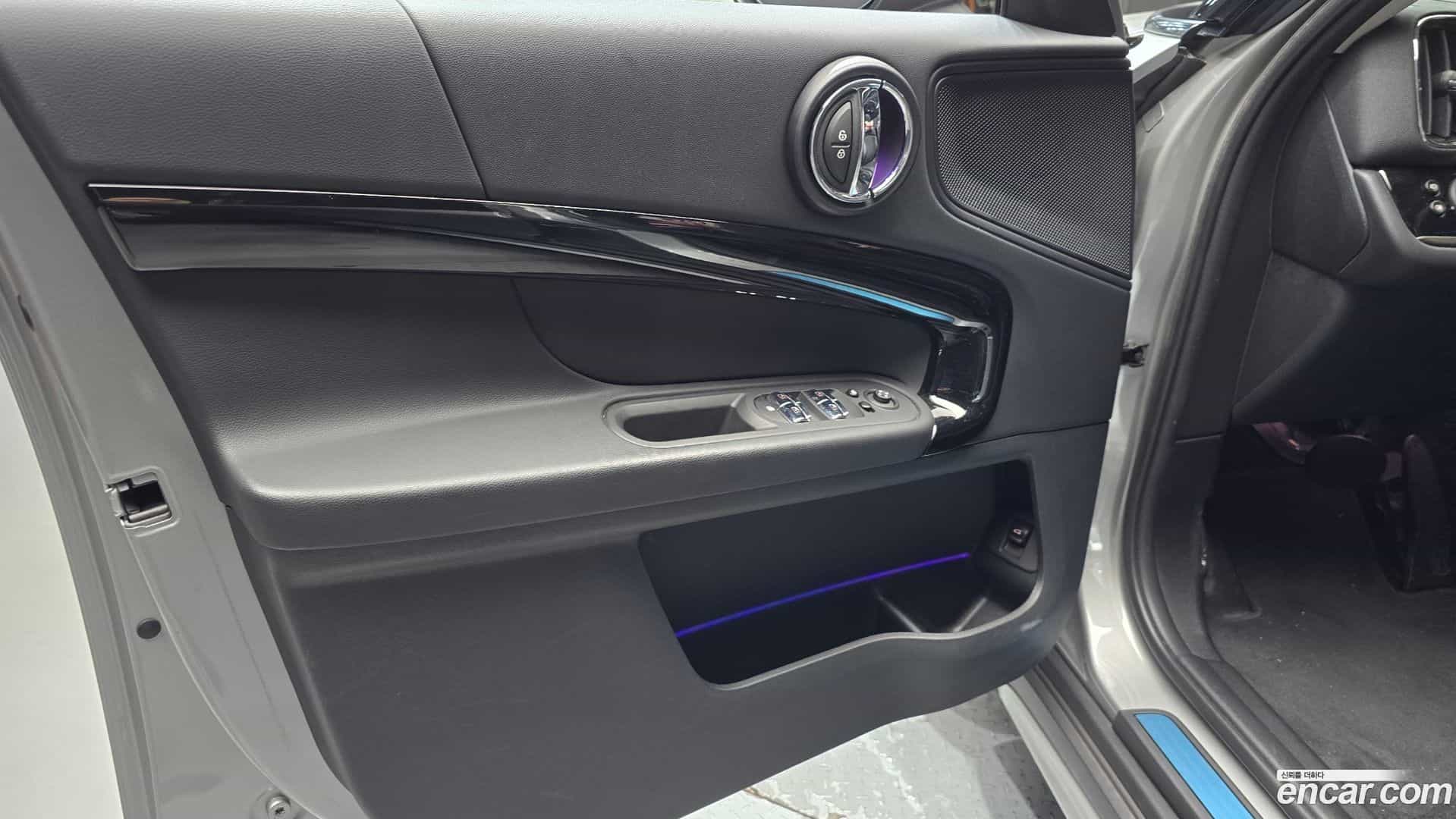 Countryman Mini 2023.7-INNER-034