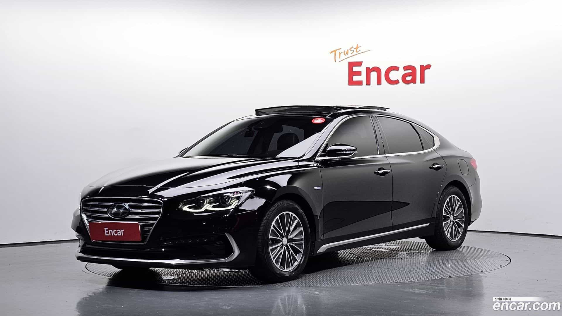 Grandeur Hyundai 2018.2-OUTER-001