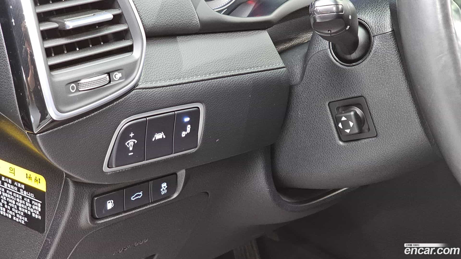 Grandeur Hyundai 2018.2-OPTION-018
