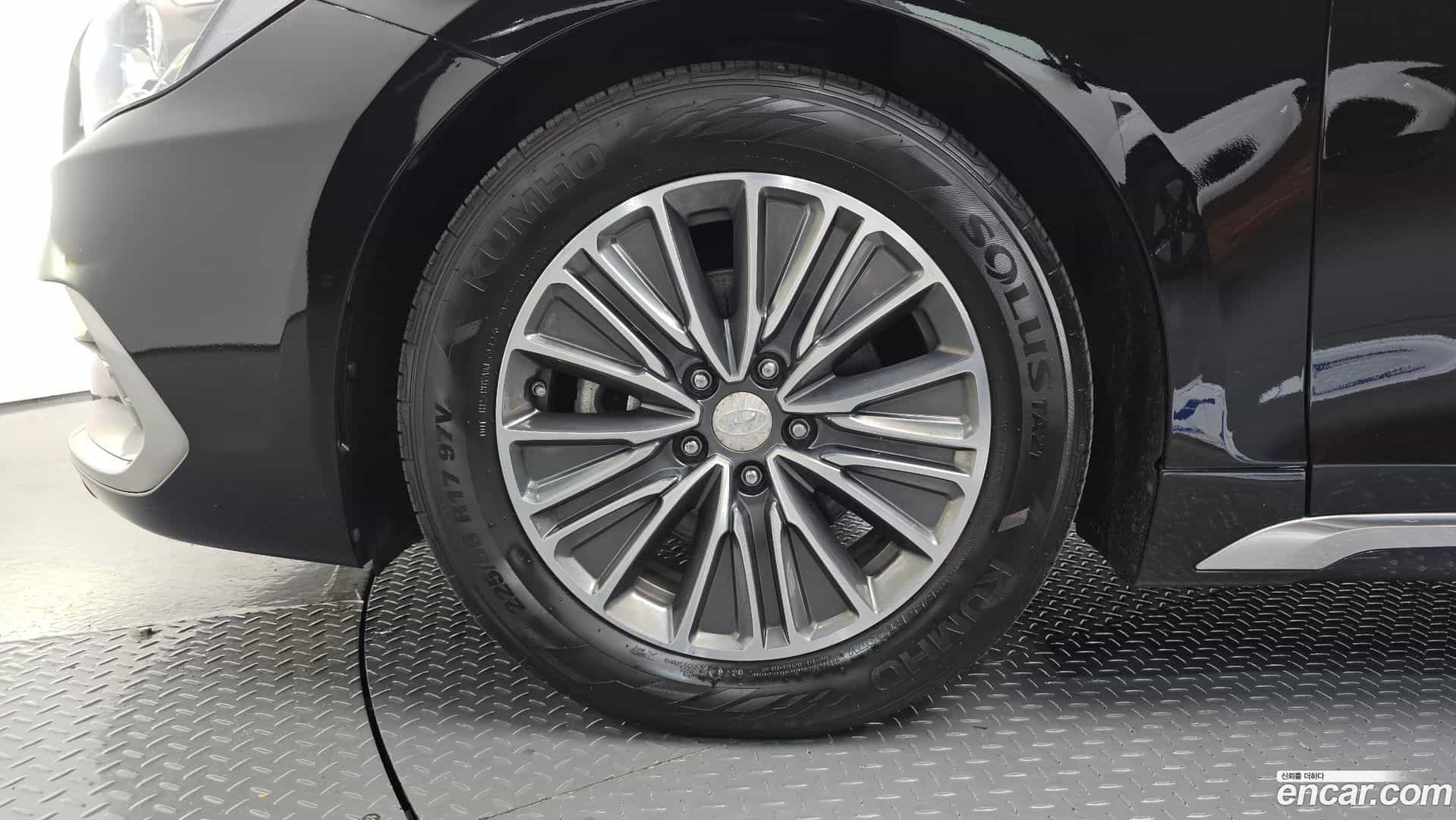 Grandeur Hyundai 2018.2-OUTER-031