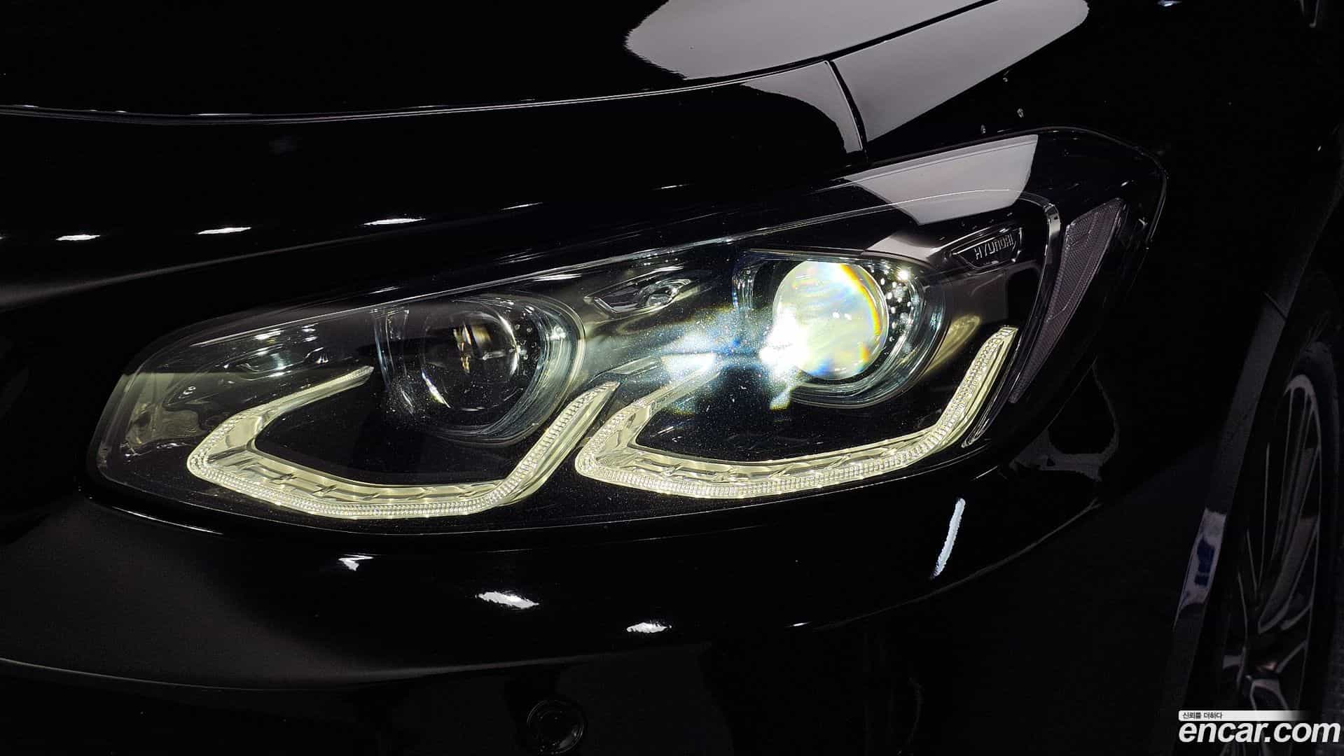 Grandeur Hyundai 2018.2-OUTER-032