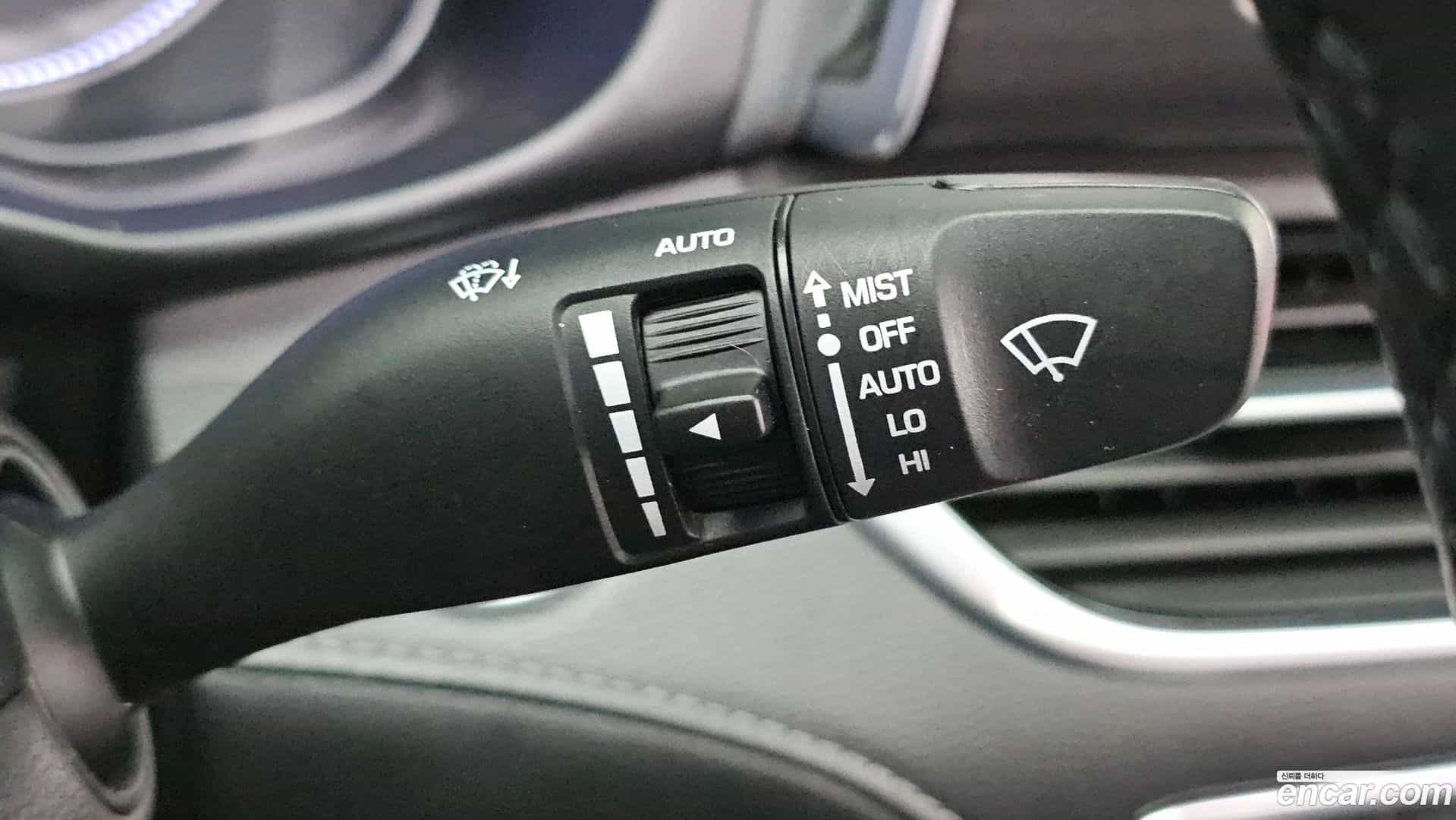 Grandeur Hyundai 2018.2-OPTION-045