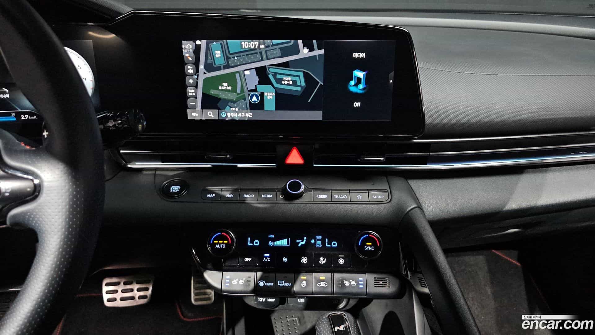 AVANTE Hyundai 2021.6-OPTION-016