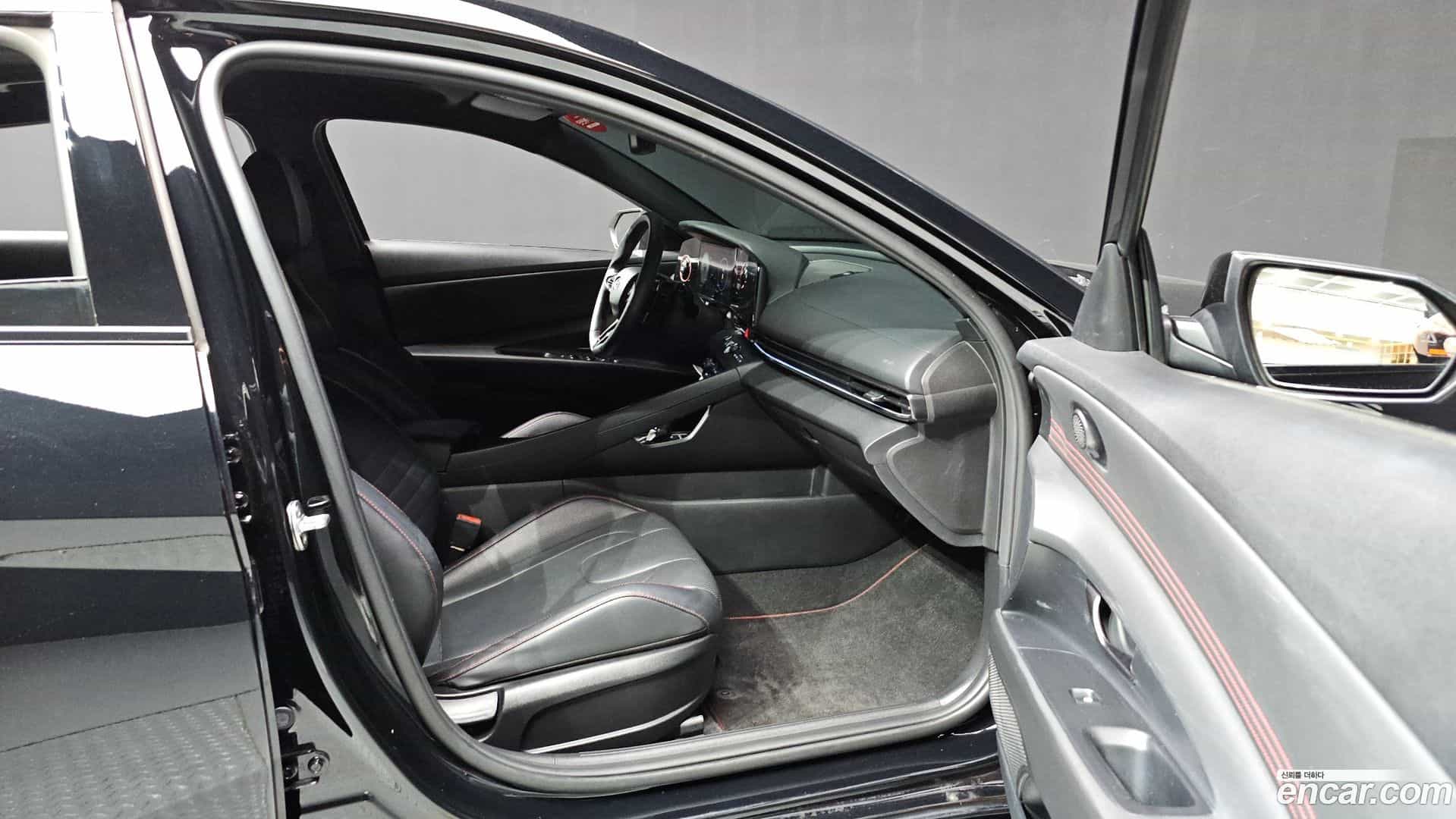 AVANTE Hyundai 2021.6-OPTION-022