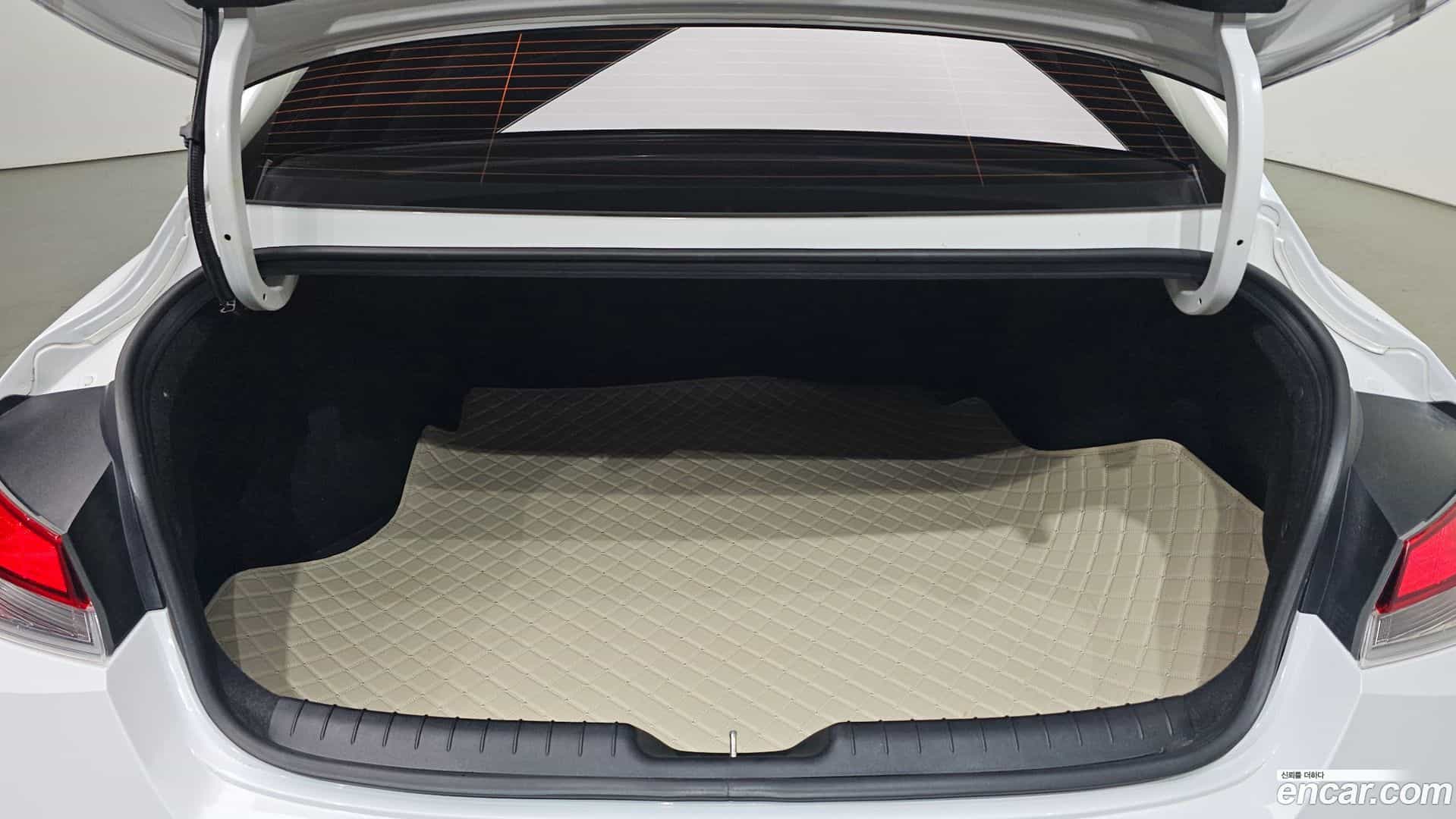 AVANTE Hyundai 2020.7-OPTION-024