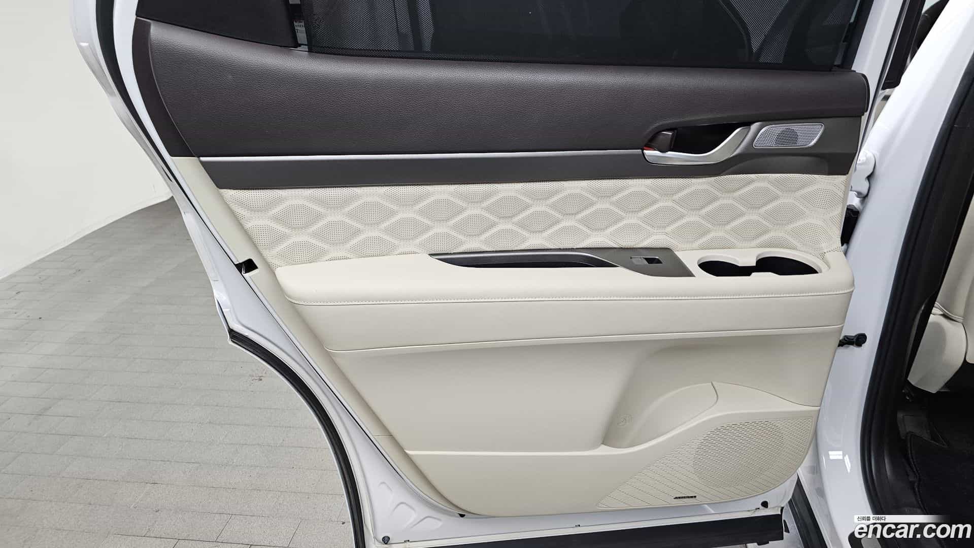 Palisade Hyundai 2021.4-INNER-035