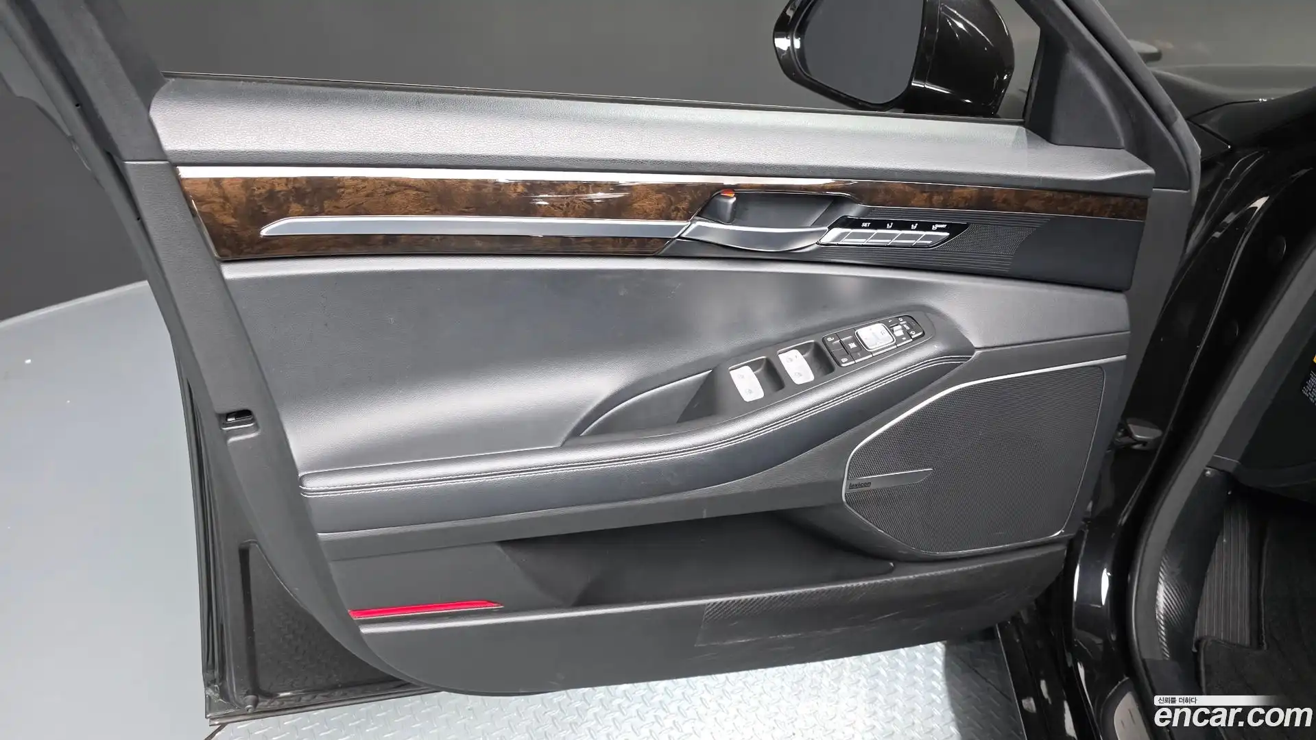 G90 Genesis 2019.8-INNER-034