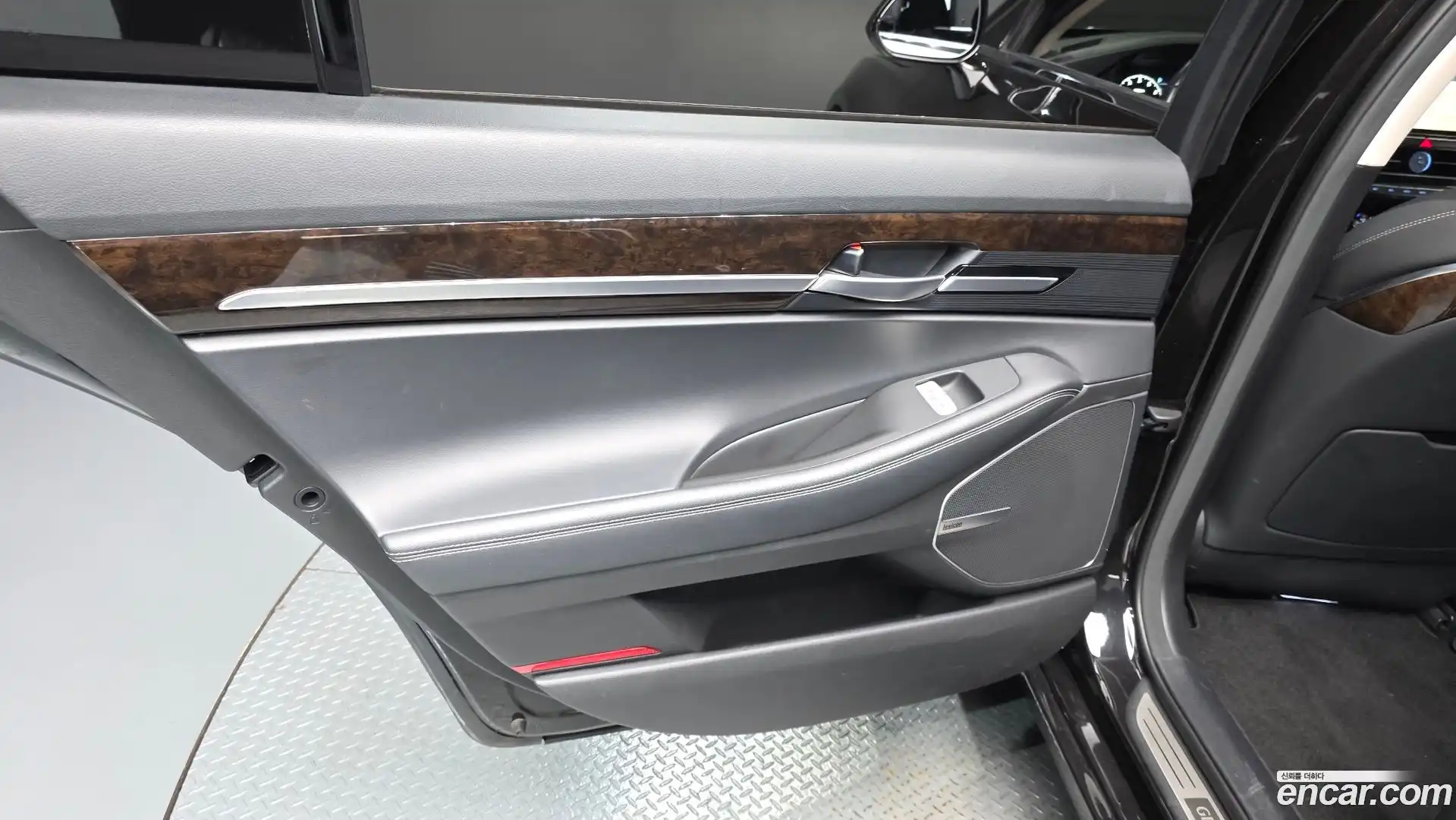 G90 Genesis 2019.8-INNER-035