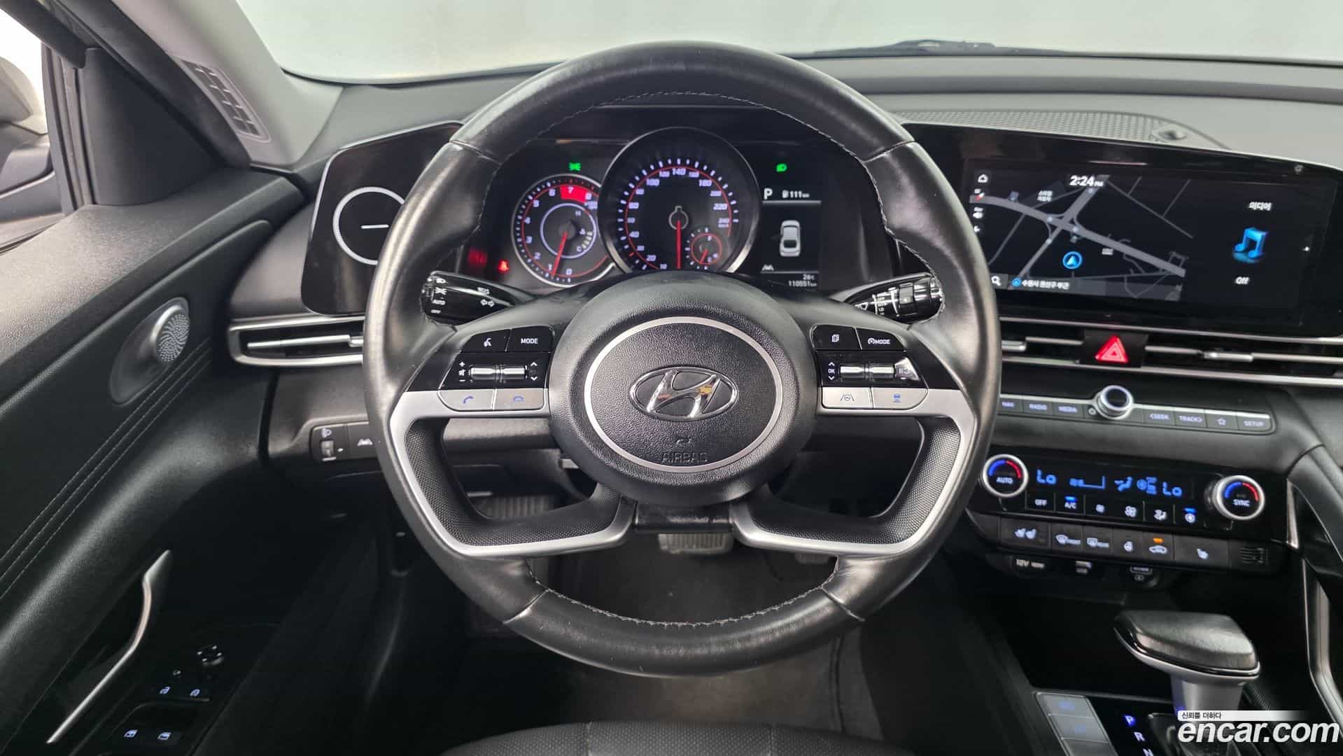 AVANTE Hyundai 2021.10-OPTION-017