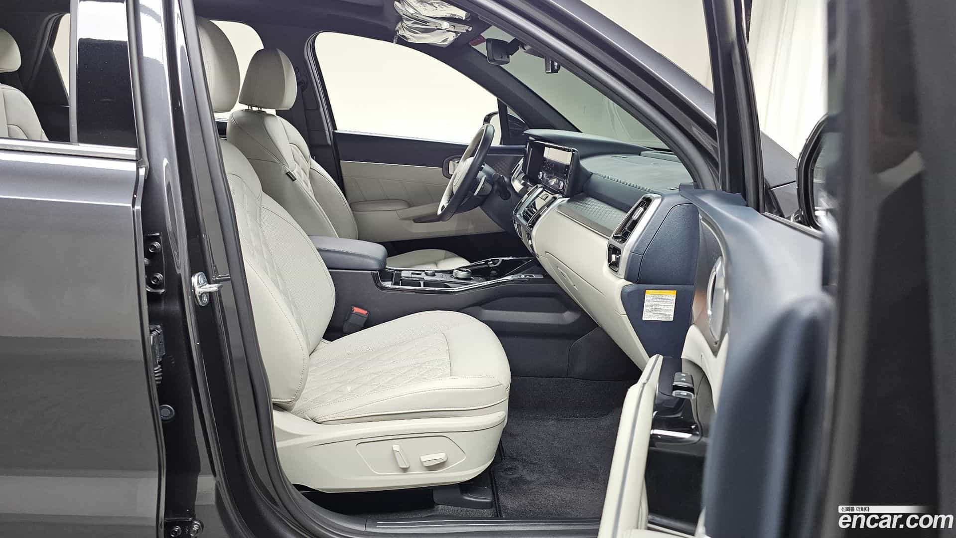 Sorento Kia 2023.3-OPTION-015