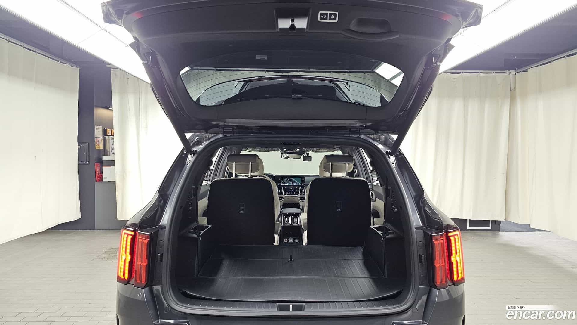 Sorento Kia 2023.3-OPTION-024