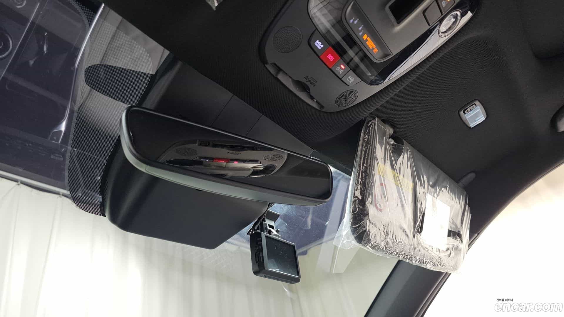 Sorento Kia 2023.3-OPTION-041