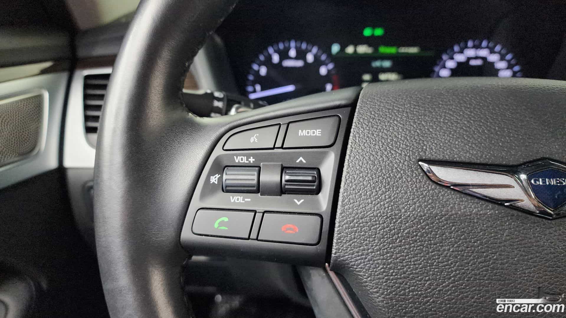 G80 Genesis 2018.0-OPTION-021