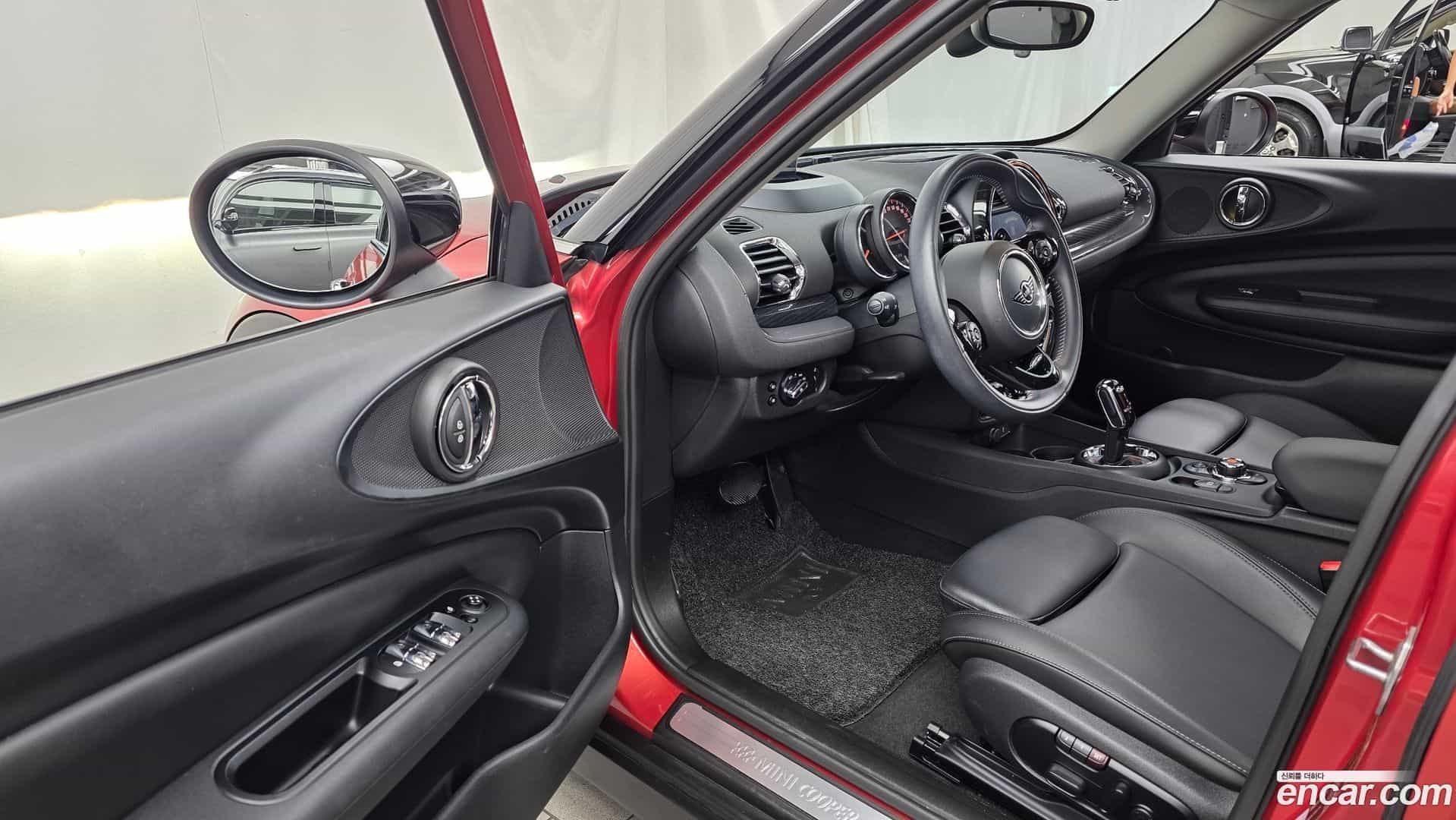 Clubman Mini 2020.7-INNER-010