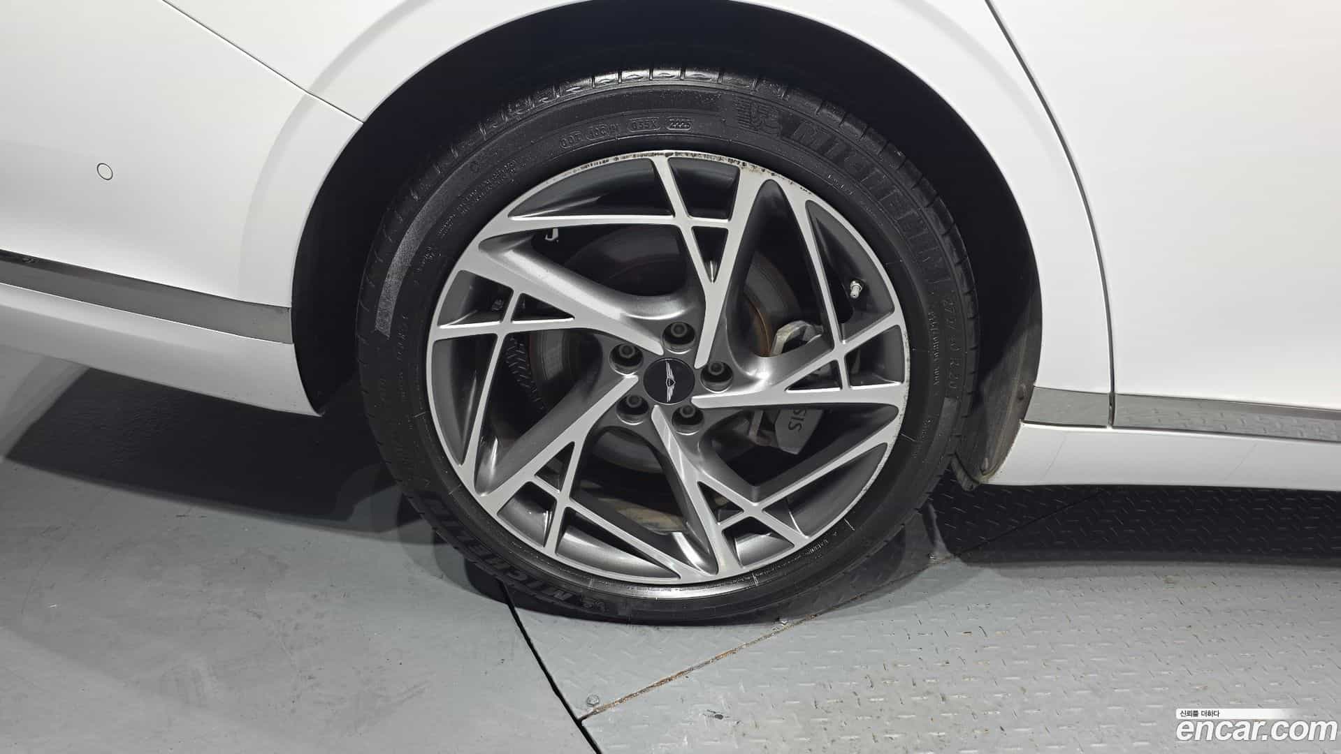 G90 Genesis 2022.6-OUTER-005