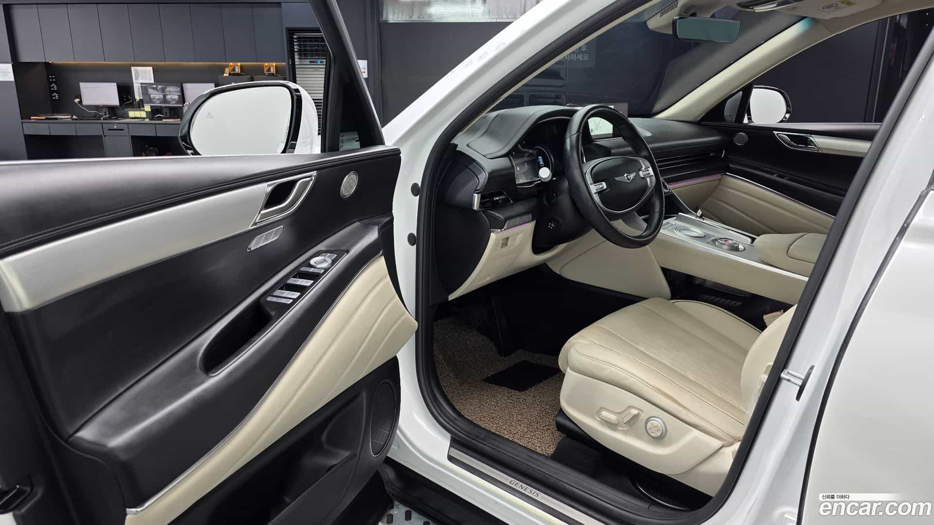 GV80 Genesis 2022.0-INNER-010