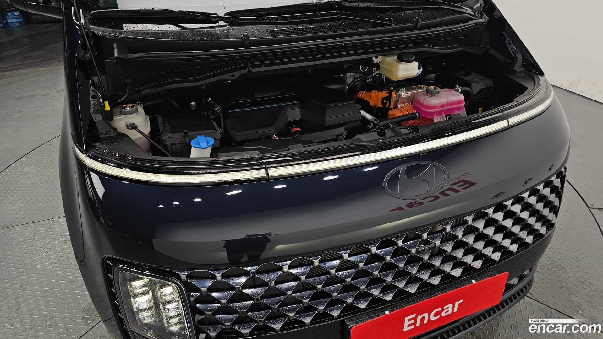 Staria Hyundai 2024.8-OUTER-006