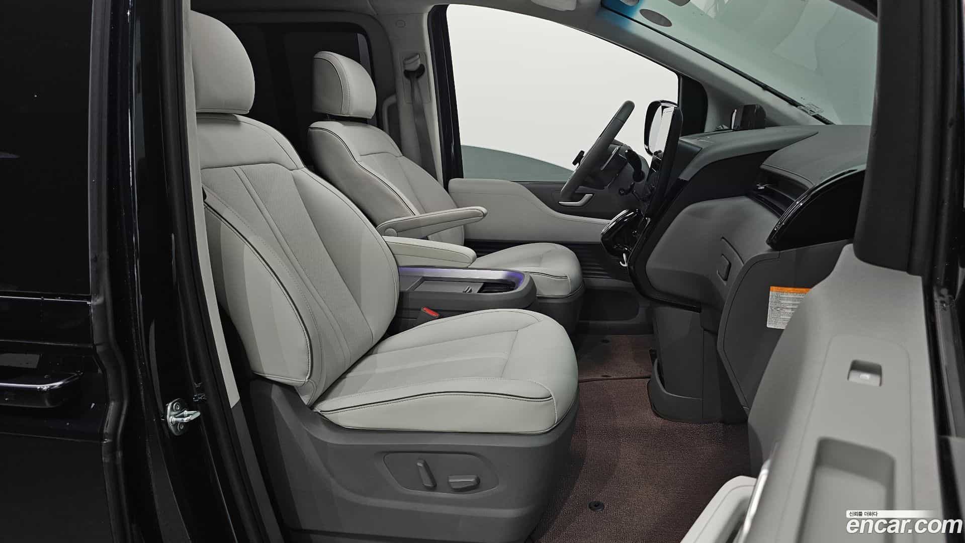 Staria Hyundai 2024.8-INNER-010