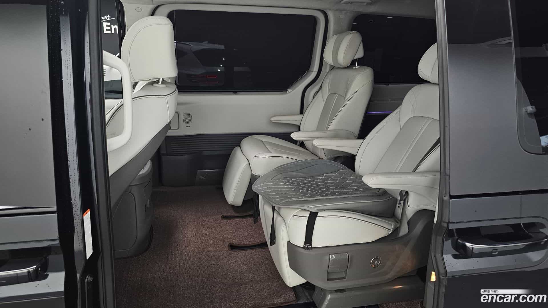 Staria Hyundai 2024.8-OPTION-016