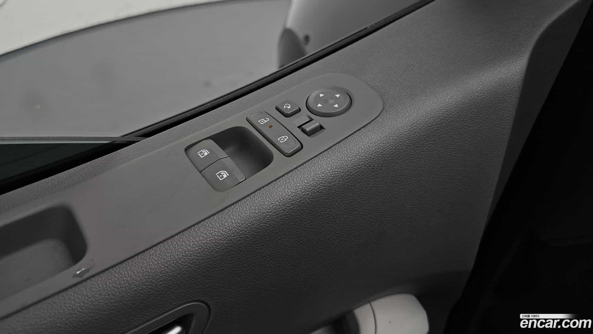 Staria Hyundai 2024.8-OPTION-020