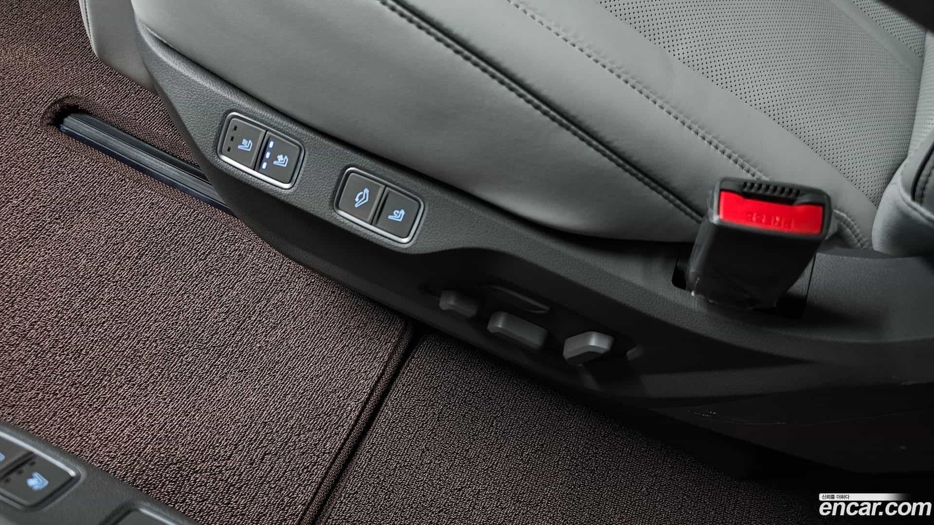 Staria Hyundai 2024.8-OPTION-022
