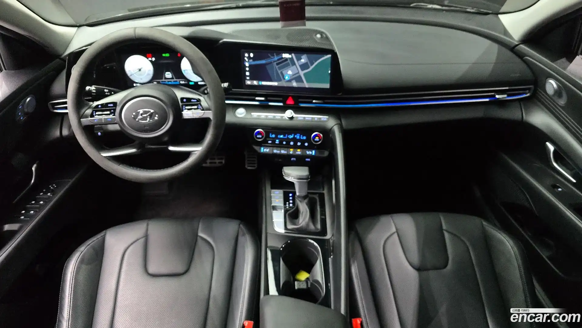 AVANTE Hyundai 2022.0-INNER-007
