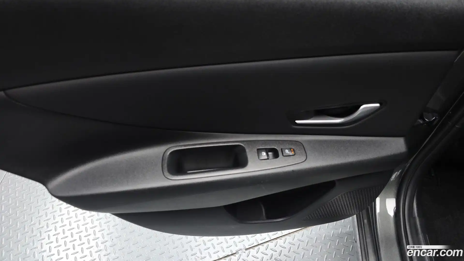 AVANTE Hyundai 2022.0-INNER-035