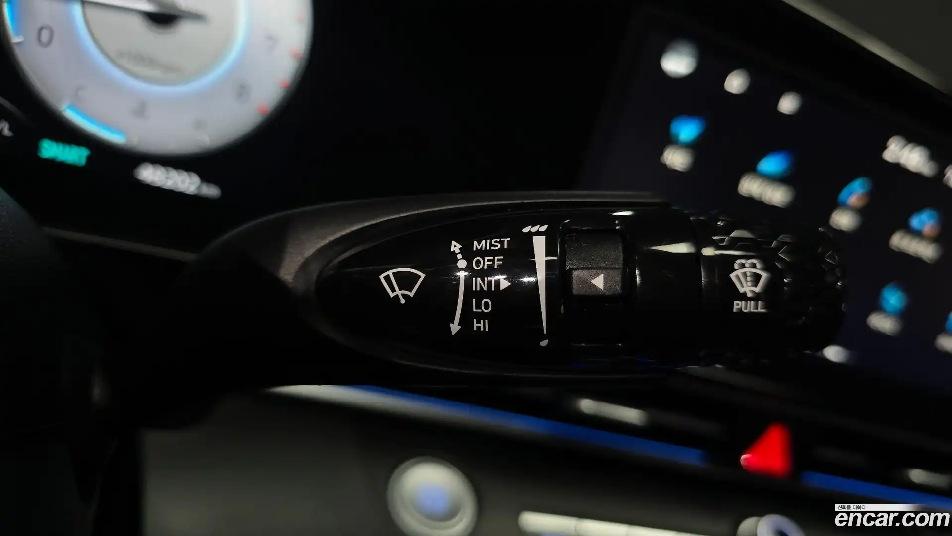 AVANTE Hyundai 2022.0-OPTION-042