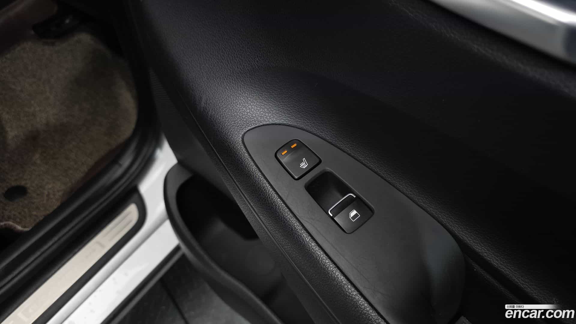 Grandeur Hyundai 2017.0-OPTION-023