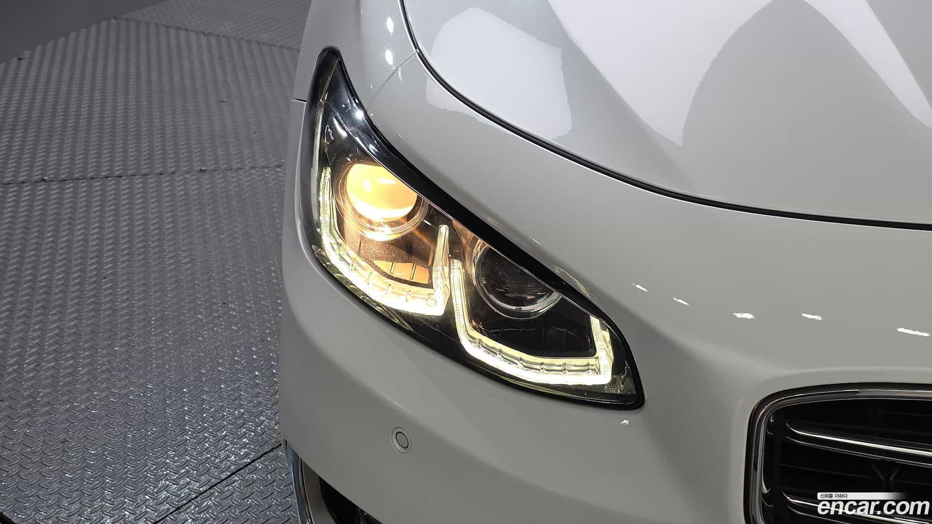 Grandeur Hyundai 2017.0-OUTER-032